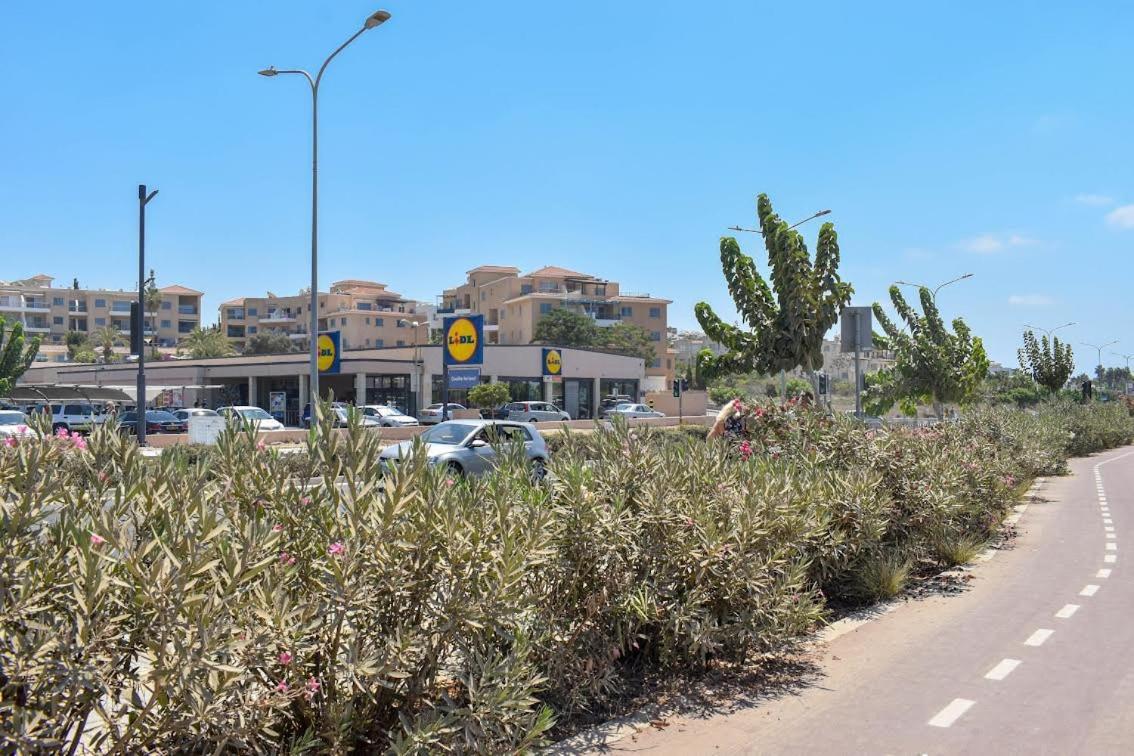 Timeless Cyprus Appartement Paphos Buitenkant foto